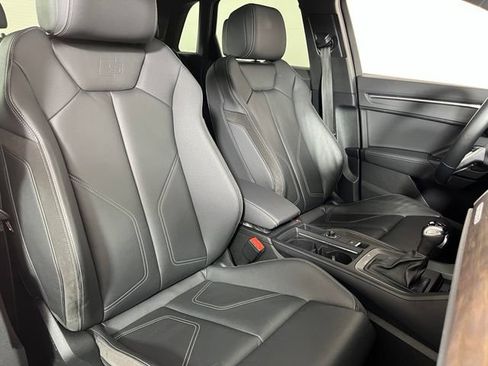 Used 2021 Audi Q3 2.0T Premium Plus w/ Premium Plus Package AWD/4WD image 40