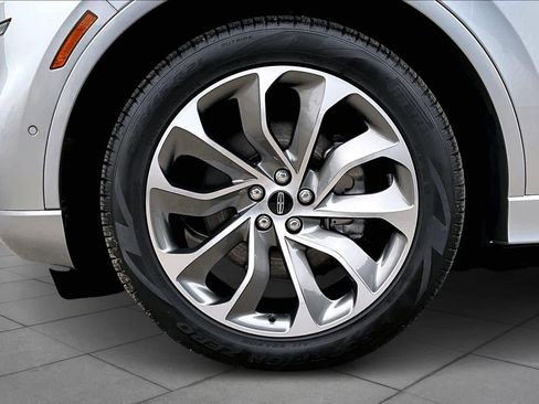 Used 2021 Lincoln Aviator Grand Touring w/ Equipment Group 302A image 10