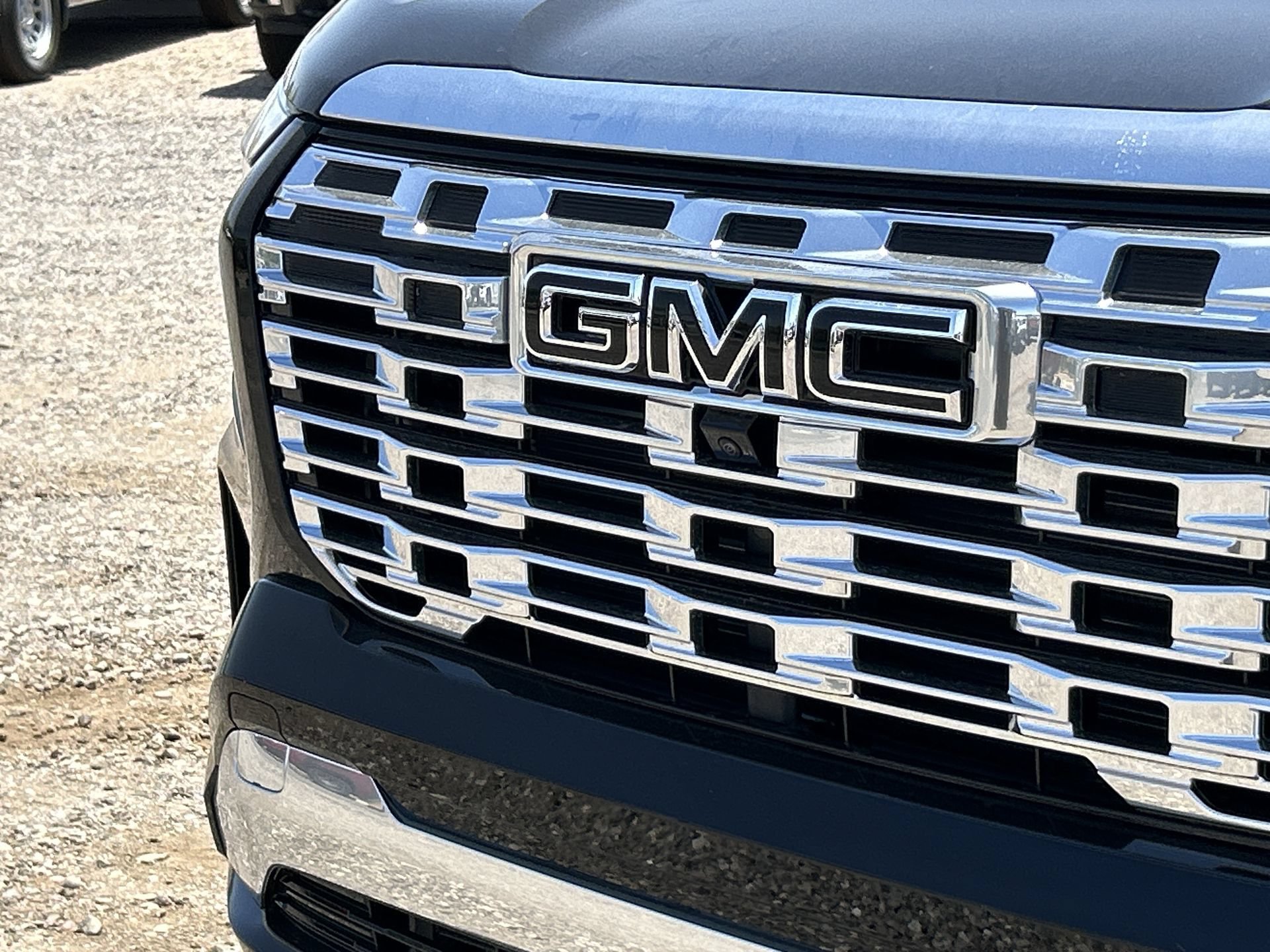 New 2026 GMC Terrain Denali w/ LPO, Black Badging Package AWD/4WD image 70