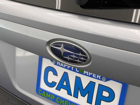 Used 2021 Subaru Crosstrek 2.0i Premium AWD/4WD image 12