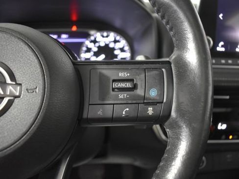 Used 2022 Nissan Rogue SV w/ SV Premium Package AWD/4WD image 17