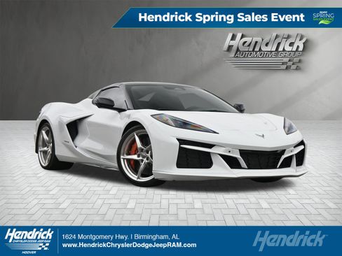 Used 2025 Chevrolet Corvette E-Ray w/ Stealth Interior Trim Package image 1