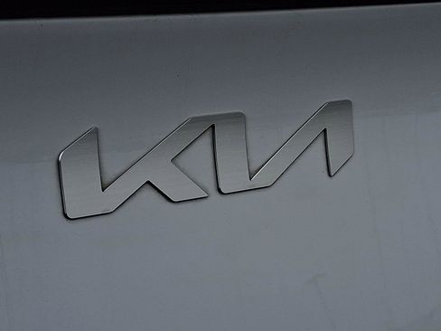 Used 2023 Kia Sportage EX image 51