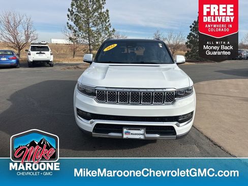 Used 2022 Jeep Grand Wagoneer Series III image 1