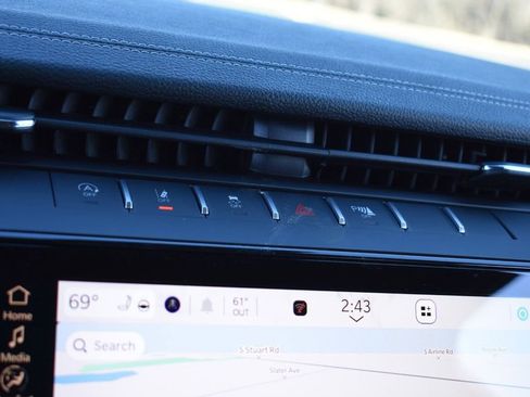 New 2026 Jeep Grand Cherokee Limited w/ Limited Altitude Package AWD/4WD image 18