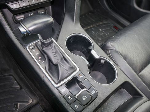 Used 2021 Kia Sportage EX w/ EX Technology Package image 20