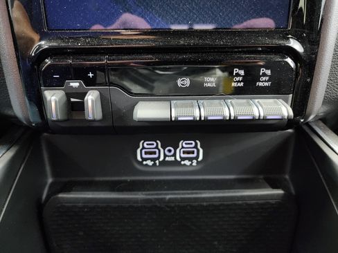 Used 2021 RAM 2500 Laramie w/ Night Edition image 69