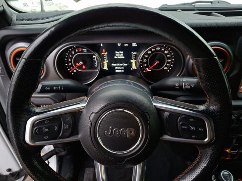 Used 2021 Jeep Gladiator Mojave image 17