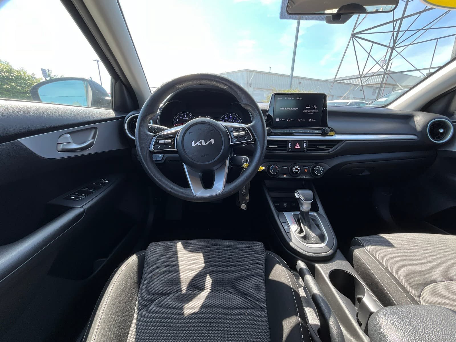 Used 2024 Kia Forte LXS FWD image 8