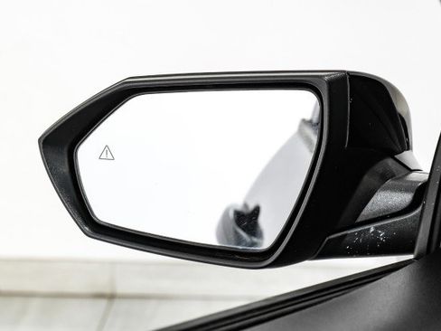 Used 2021 Hyundai Elantra SE w/ Cargo Package image 36