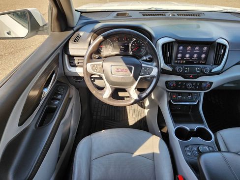 Used 2020 GMC Terrain SLT AWD/4WD image 16
