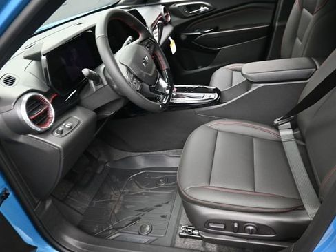 New 2026 Chevrolet Trax RS image 8