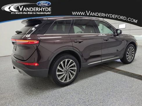 Used 2023 Lincoln Corsair Reserve w/ Equipment Group 201A image 3