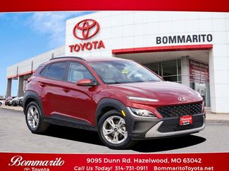 Used 2023 Hyundai Kona SEL image 1