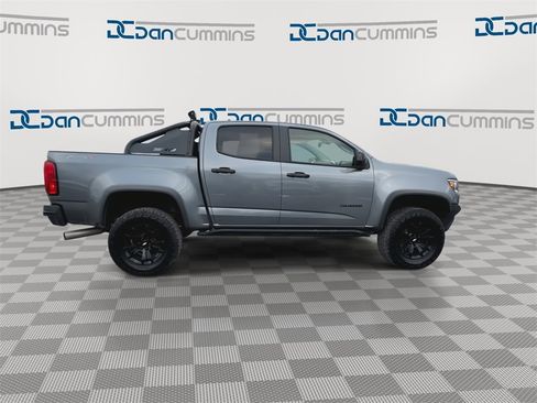 Used 2020 Chevrolet Colorado ZR2 w/ ZR2 Dusk Special Edition image 9