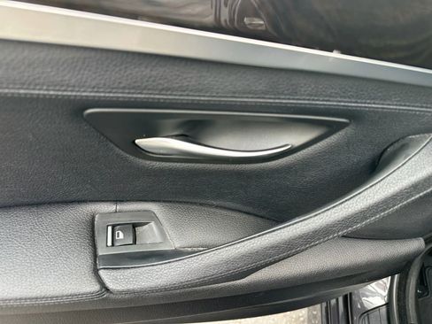 Used 2015 BMW 528i Sedan image 42