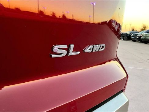 Used 2022 Nissan Pathfinder SL image 40