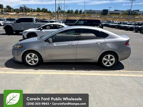 Used 2015 Dodge Dart SXT FWD image 4