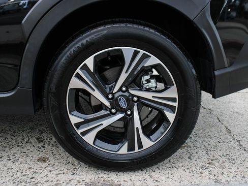 Used 2024 Subaru Crosstrek 2.0i Premium AWD/4WD image 39