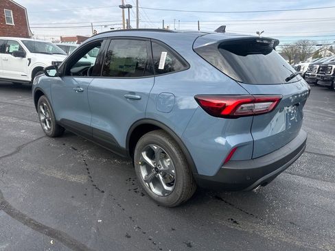 New 2026 Ford Escape ST-Line w/ Tech Pack #1 AWD/4WD image 10
