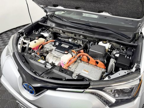 Used 2016 Toyota RAV4 Limited AWD/4WD image 20