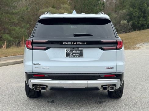 New 2026 GMC Acadia Denali w/ Super Cruise Package image 11