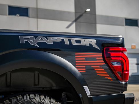 Used 2025 Ford F150 Raptor w/ Equipment Group 803A Raptor R image 31