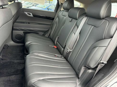 Used 2025 Genesis GV80 2.5T Standard image 17