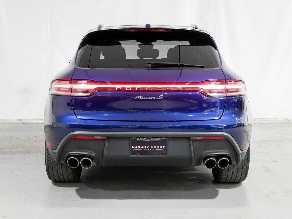Used 2023 Porsche Macan S AWD/4WD image 4