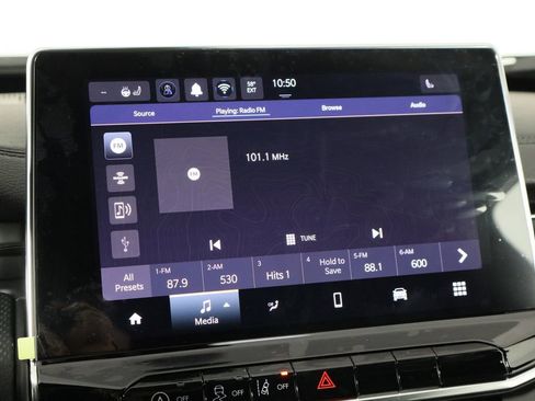 New 2026 Jeep Compass Latitude image 28