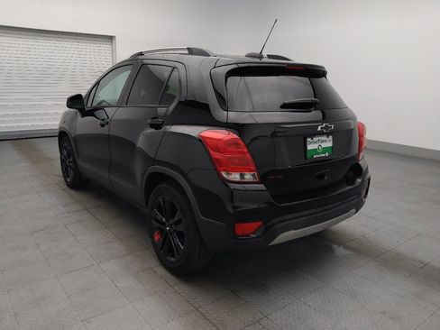 Used 2021 Chevrolet Trax LT w/ Redline Edition FWD image 5