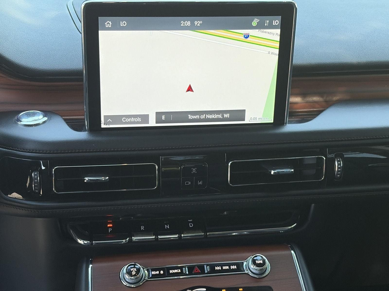 Used 2022 Lincoln Aviator Reserve w/ Elements Package Plus AWD/4WD image 38