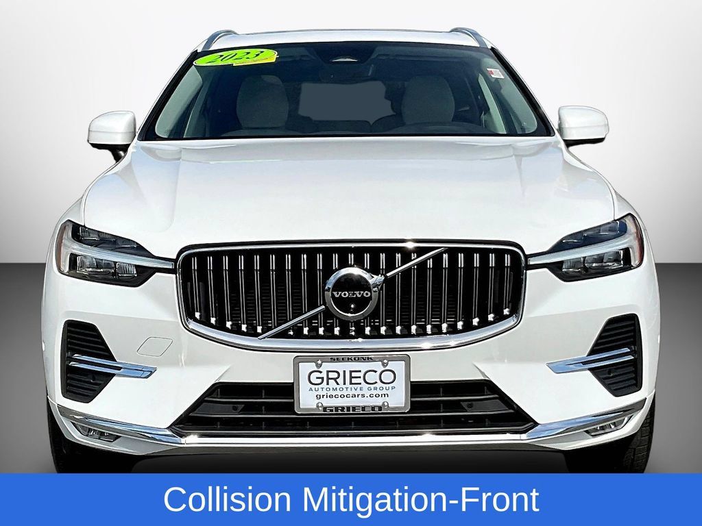 Used 2023 Volvo XC60 B5 Plus AWD/4WD image 2