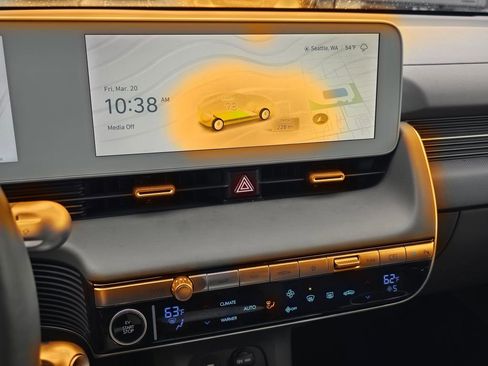 Used 2024 Hyundai Ioniq 5 SEL image 27