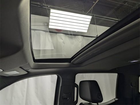 Certified 2023 Chevrolet Silverado 1500 LTZ w/ LTZ Premium Package image 20