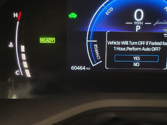 Used 2025 Toyota Camry SE w/ Convenience Package FWD image 2