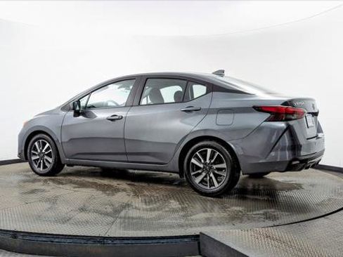 Used 2024 Nissan Versa SV image 6