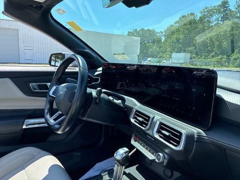 Used 2024 Ford Mustang Premium RWD image 30