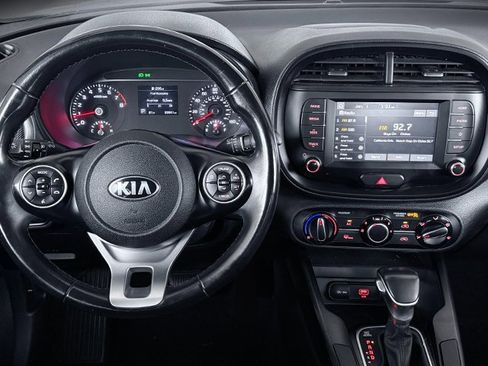 Used 2020 Kia Soul X-Line image 11