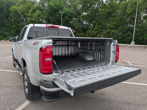 Used 2018 Chevrolet Colorado Z71 AWD/4WD image 18