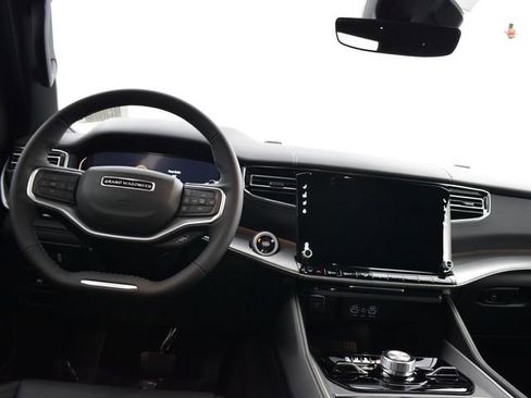 New 2026 Jeep Grand Wagoneer Limited image 36