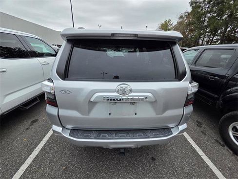 Certified 2019 Toyota 4Runner Limited image 3