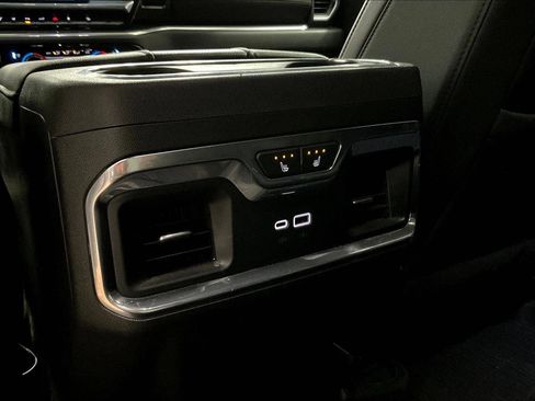 Used 2024 Chevrolet Silverado 2500 LTZ w/ LTZ Plus Package image 39