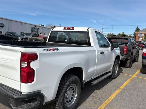 Used 2025 Chevrolet Silverado 1500 W/T w/ Trailering Package AWD/4WD image 6