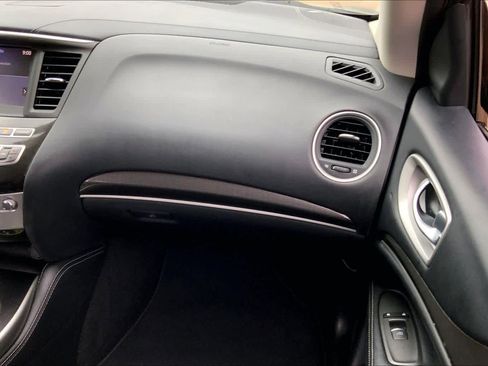 Used 2018 INFINITI QX60 Luxe image 18