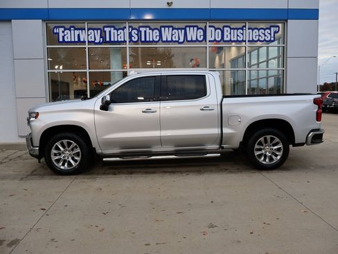 Used 2022 Chevrolet Silverado 1500 LTZ image 7