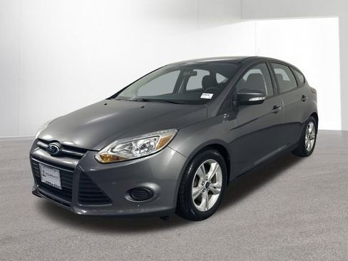 Used 2014 Ford Focus SE FWD image 1