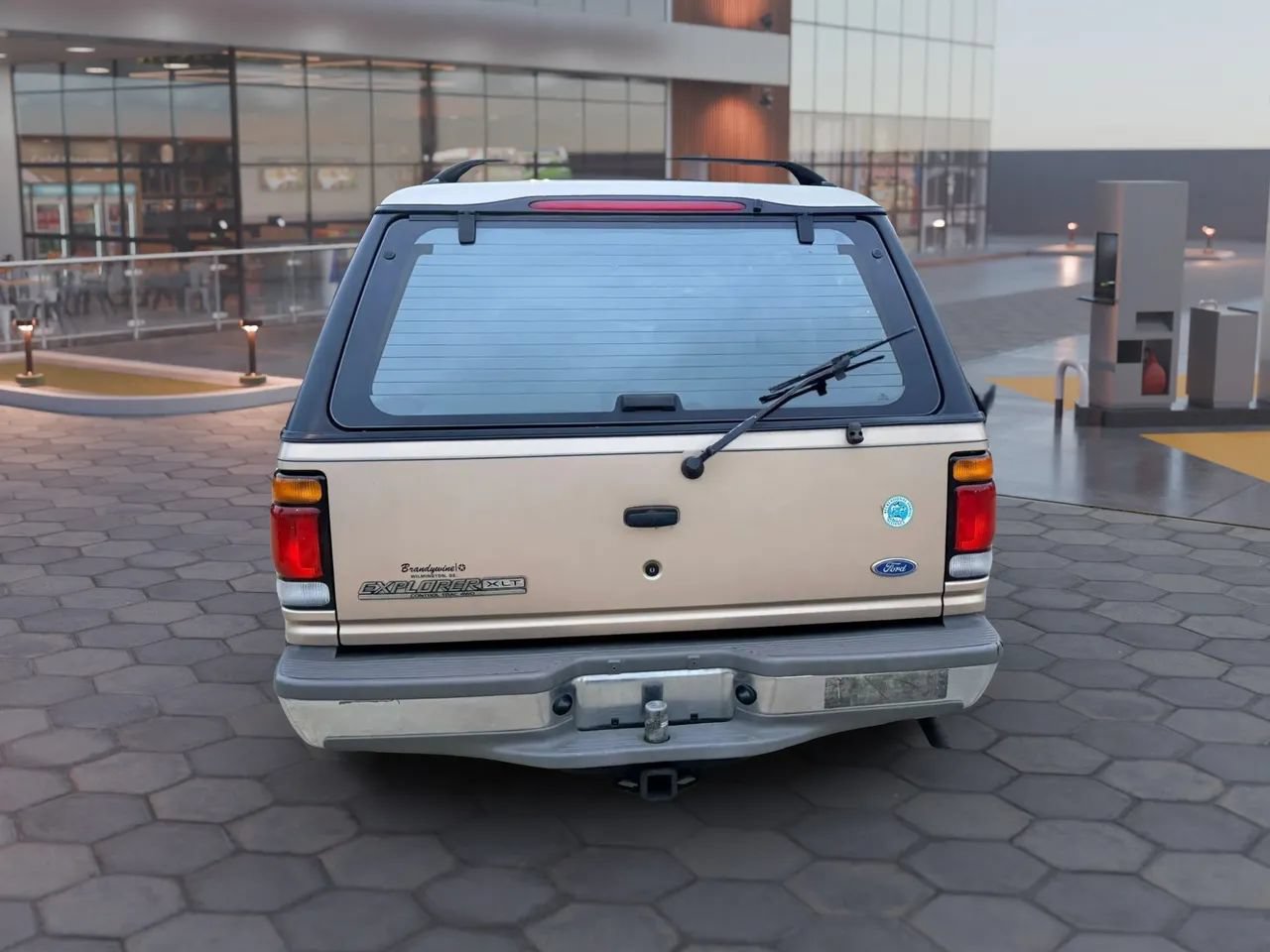 Used 1996 Ford Explorer 4WD 4-Door image 5