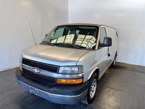 Used 2012 Chevrolet Express 1500 AWD w/ Power Package image 2