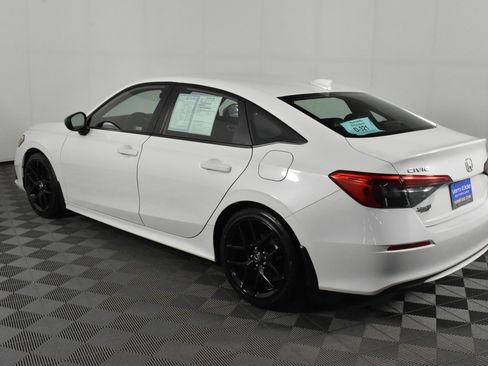 Certified 2024 Honda Civic Sport image 8